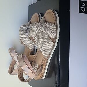 DV Dolce Vita Davis Wedge Sandal size 12